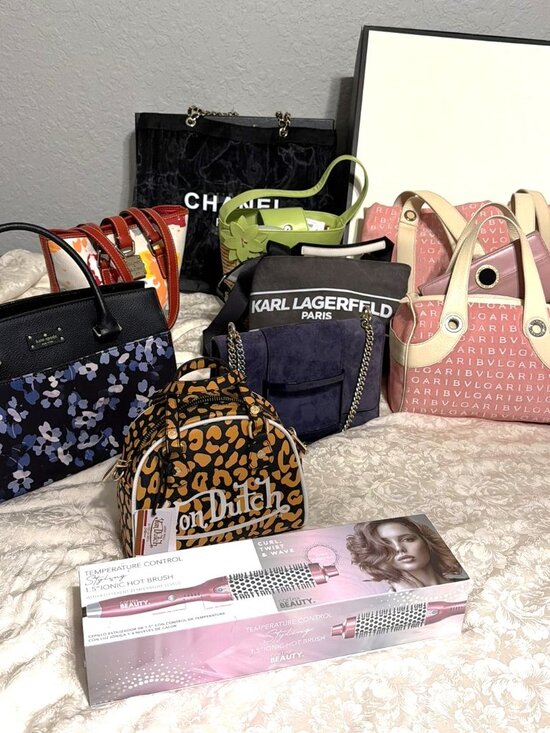 Buyer Bonus Handbags - Cvntyvisage's Fabulous Buyer Bonus drawing!